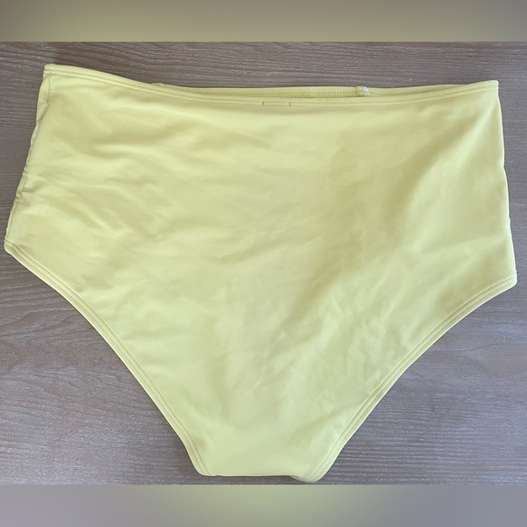 Aerie high waisted yellow, white piping bikini bottoms with side ruching;size XL - Picture 3 of 6